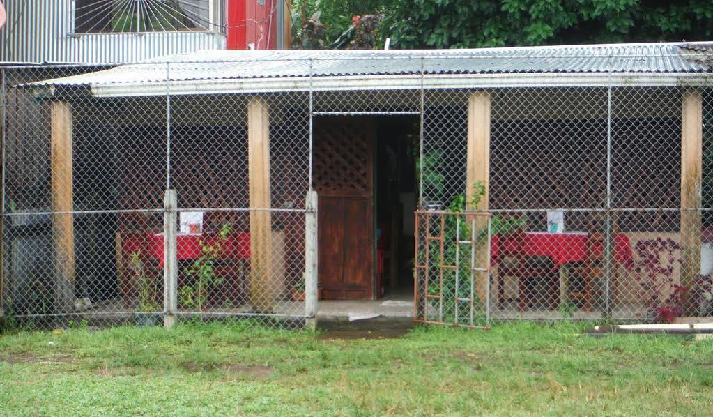 Cabinas Miss Miriam 1 Tortuguero Exterior foto